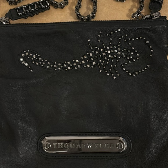 Vintage THOMAS WYLDE Motor Chain SCORPION Black Leather Shoulder Bag Purse - Picture 2 of 13